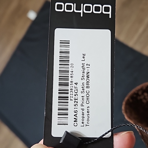 Boohoo, leopard print, satin, straight leg, chocolate brown, size 12 pants - Picture 9 of 13